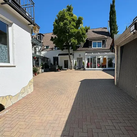 Modernes Loft Am Rebberg Im Historischen Winzerhof *