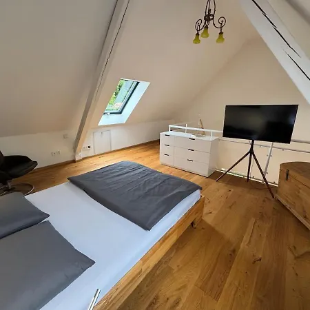 Modernes Loft Am Rebberg Im Historischen Winzerhof Ehrenkirchen