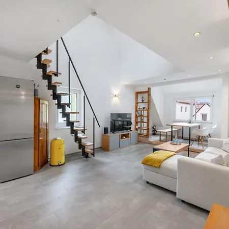 Apartment Modernes Loft Am Rebberg Im Historischen Winzerhof Ehrenkirchen