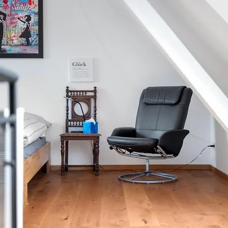 Modernes Loft Am Rebberg Im Historischen Winzerhof Apartment Ehrenkirchen